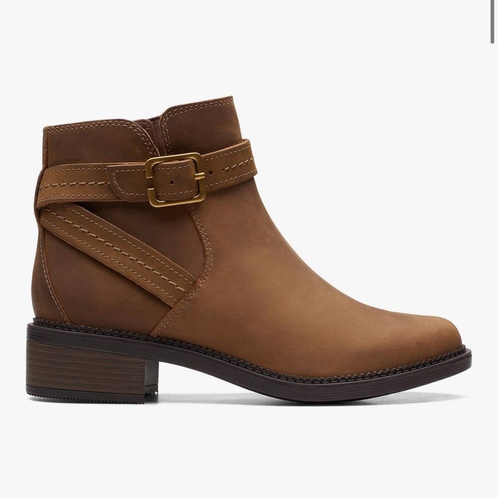 Clarks Tan Brown Maye Strap Chelsea Boots Ankle Women’s Size 9.5 W - Picture 2 of 7